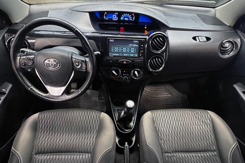 Toyota Etios 1.6 Sedan XLS 2018