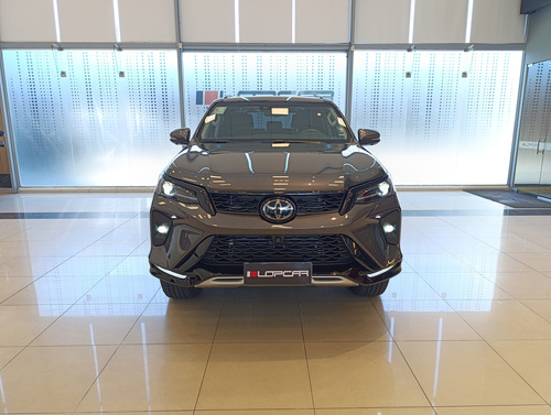 Toyota SW4 2.8 Srx 204Cv 4X4 7As At 2025