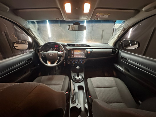 Toyota Hilux 2.4 TDI 4X4 DC DX L20 2021