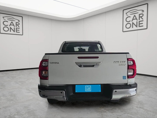 Toyota Hilux 2.8 TDI 4X4 SRV AT6 2023