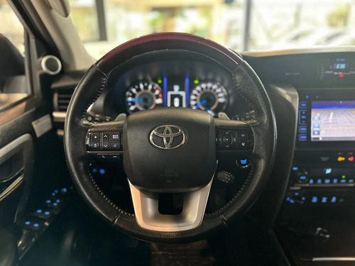 Toyota SW4 SRX 4x4 AT 7 Asientos 2017