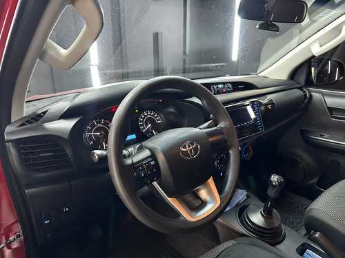 Toyota Hilux 2.4 TDI 4X2 DC DX L16 2019