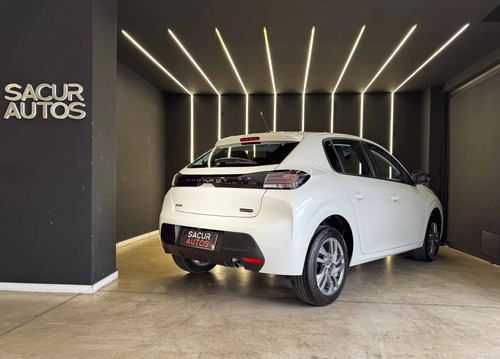 Peugeot 208 1.6 Allure At 2025