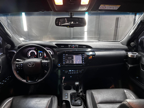 Toyota Hilux 2.8 TDI 4X2 DC SRX AT6 L16 2019
