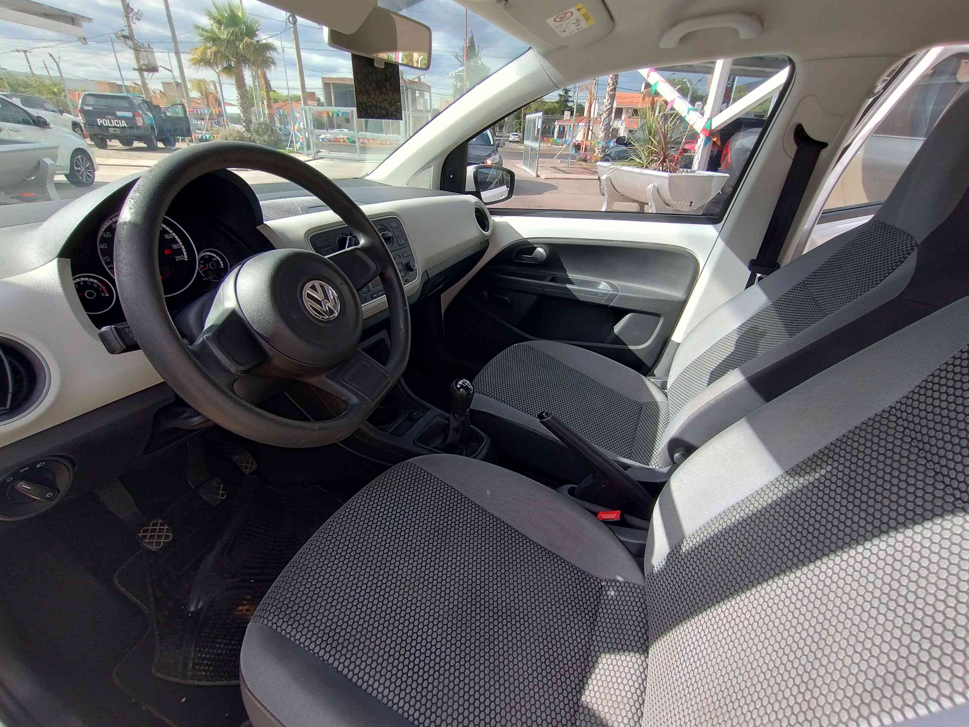 Volkswagen Up! 5 PTAS MOVE 2016