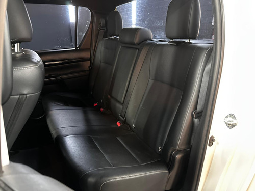 Toyota Hilux 2.8 TDI 4X2 DC SRX AT6 L16 2019