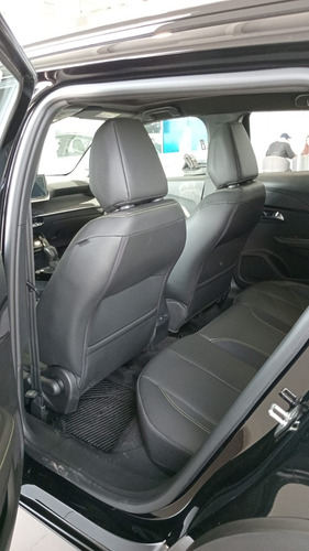 Peugeot 2008 1.0T Gt 2025