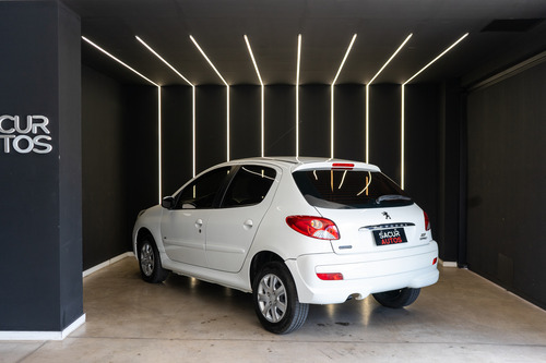 Peugeot 207 Compact 1.4 HDI 5P ALLURE 2015 2015