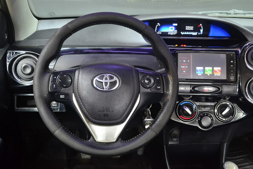 Toyota Etios 1.5 Sedan Xls 2017