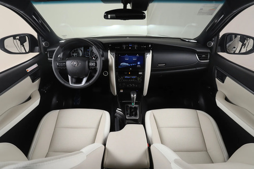 Toyota SW4 2.8 Tdi Diamond 4X4 6At 7As 2026