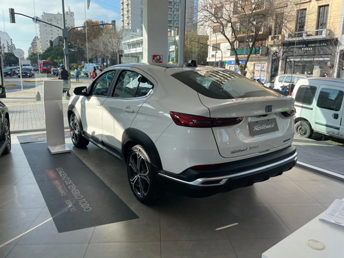 Fiat FASTBACK 1.3 T270 At6 2026