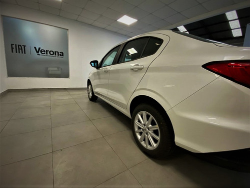 Fiat Cronos Drive CVT 2024