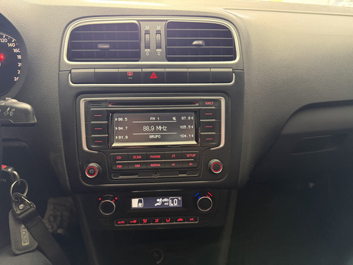 Volkswagen Polo 1.6 16V 2016