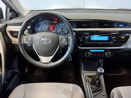Toyota Corolla 1.8 Xli L/14 2015