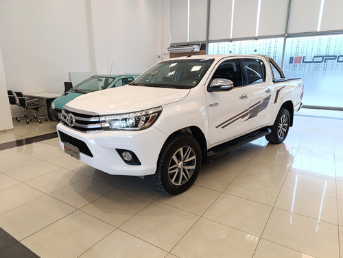 Toyota Hilux Pick-Up 2.8 Cd Srx 177cv 4x4 2016
