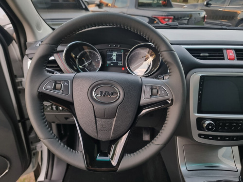 T8 2.0 Intelligent 4X4 Dob Cabina 2025