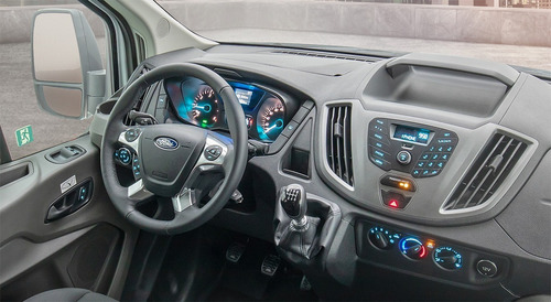 Ford Transit 2.2 Furgon Mediano 350m 2021