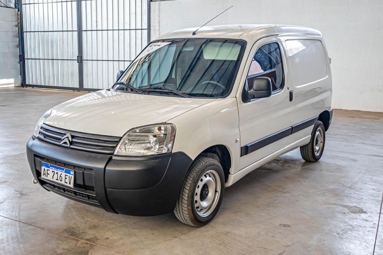 Citroën BERLINGO FURGON 1.6 HDI BUSINESS 2023