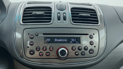 Fiat Grand Siena 1.6 Essence 115cv 2014