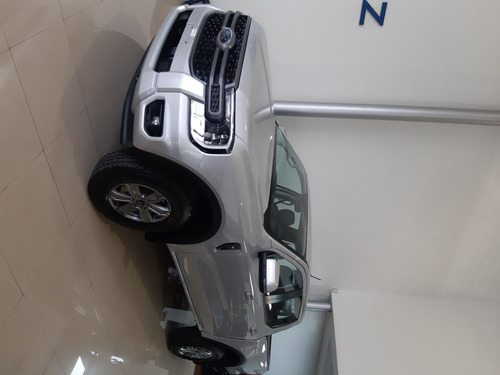 Ford Ranger XLS 3.0L V6 Diesel Cabina Doble 4WD 2023