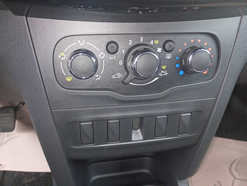 Renault Logan 1.6 16v Life 2026