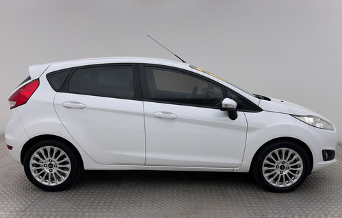 Ford Fiesta Kinetic 1.6 Se 120cv 2015