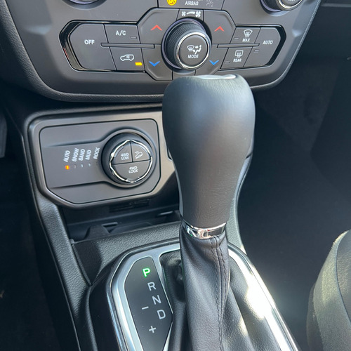 Jeep Renegade 1.3T Willys At9 4X4 2025