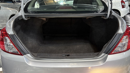 Nissan Versa 1.6 Advance Mt 2015