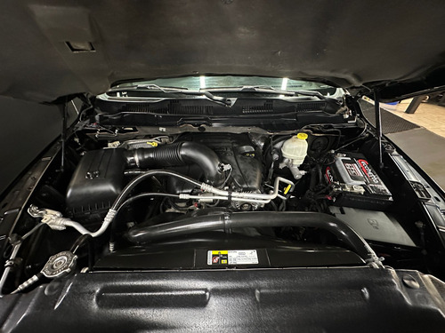 RAM 1500 5.7 DC 4X4 LARAMIE AT L13 2015