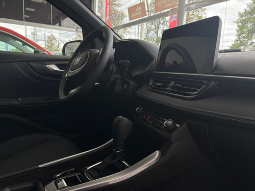 Fiat FASTBACK 1.3 T270 At6 2025