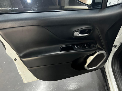 Jeep Renegade 1.8 4X2 LONGITUDE AT L18 2022