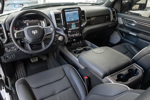 RAM 1500 3.0 Laramie Nigth Edition 4X4 At8 2025