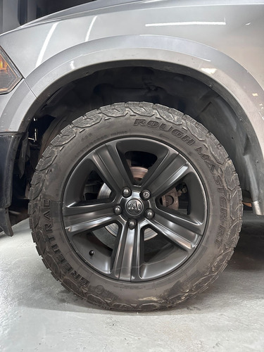 RAM 1500 5.7 DC 4X4 LARAMIE AT L13 2020