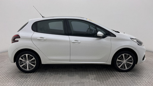 Peugeot 208 1.6 Feline 2019