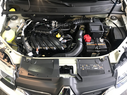 Renault Logan 1.6 16v Life 2025