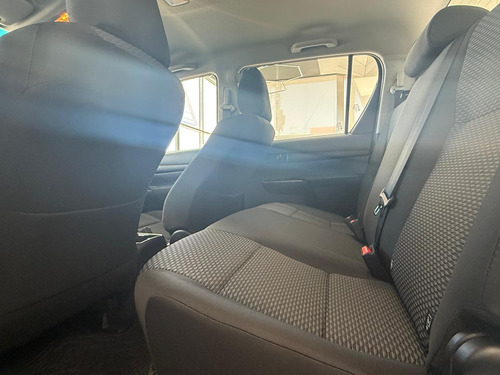 Toyota Hilux Pick-Up 2.4 Cd Dx 150cv 4x4 2025
