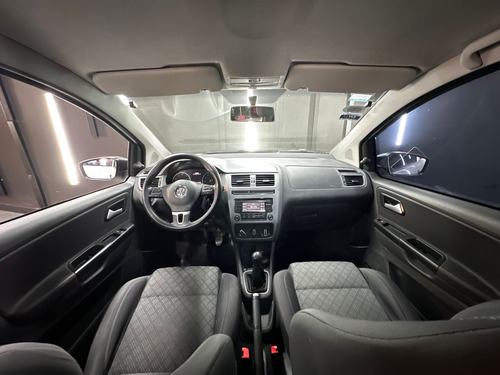 Volkswagen Suran 1.6 TRENDLINE L15 2015