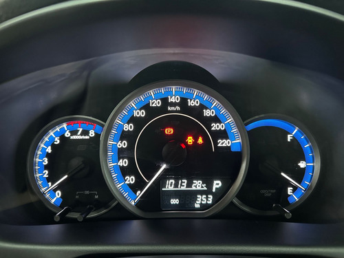 Toyota Yaris 1.5 XLS+ PLUS CVT 5P 2025