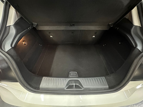 Mercedes-Benz A 200 BLUEEFFICIENCY URBAN L13 2013