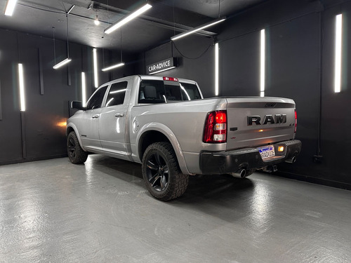 RAM 1500 5.7 DC 4X4 LARAMIE AT L13 2020