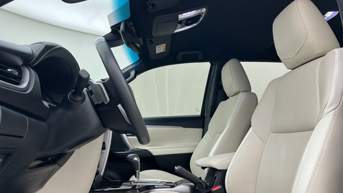 Toyota Hilux SW4 2.8 Tdi Diamante Ii 4x4 7as 6at 2022