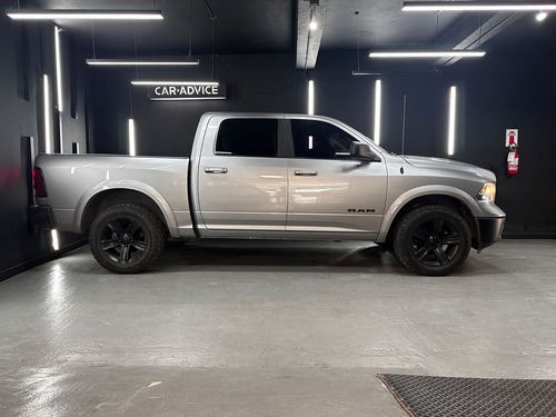 RAM 1500 5.7 DC 4X4 LARAMIE AT L13 2020