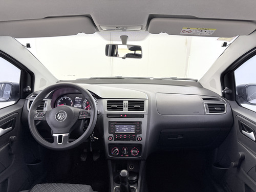 Volkswagen Suran 1.6 COMFORTLINE L15 2015