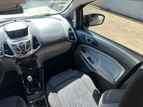 Ford Ecosport TITANIUM 1.6L MT N 2013
