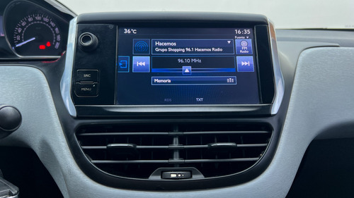 Peugeot 208 1.6 Allure Touchscreen 2015