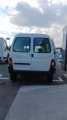 Peugeot Partner 1.6 Hdi Furgon Confort 92 2023