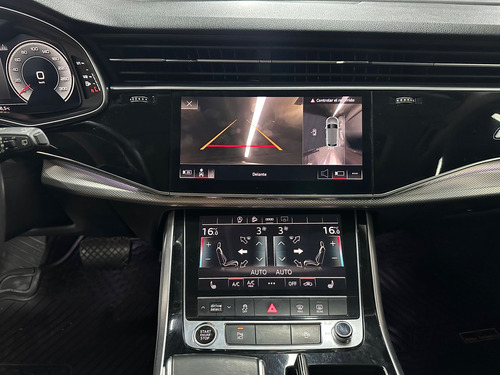 Audi Q8 55 TFSI QUATTRO 2021