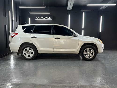 Toyota RAV 4 2.4 5 P L06 4X2 AUT FULL 2012