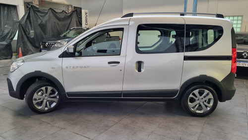 Renault Kangoo Ii 1.6 Sce Stepway 2026
