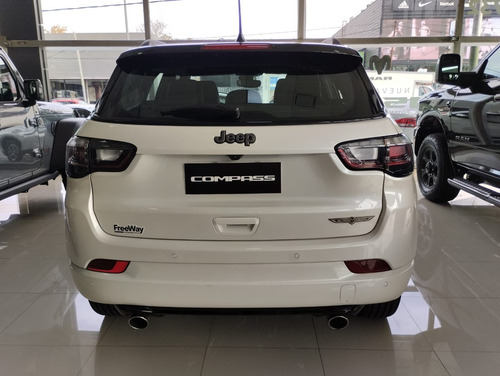 Jeep Compass 2.0 AT 4X4 Blackhaw 2025